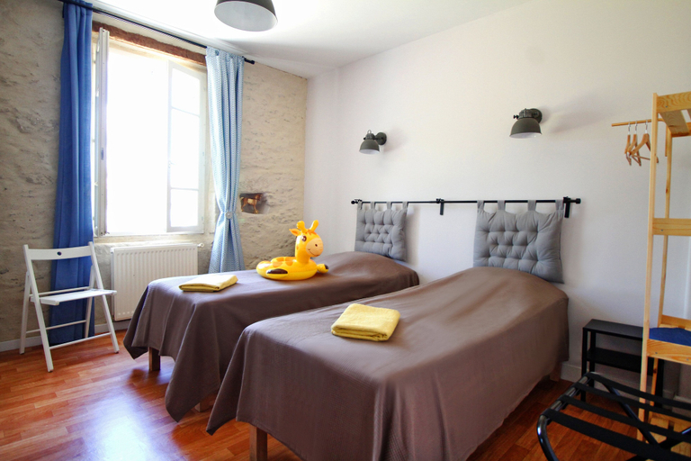 Bedroom 4, Le Grand Bassin, Aude