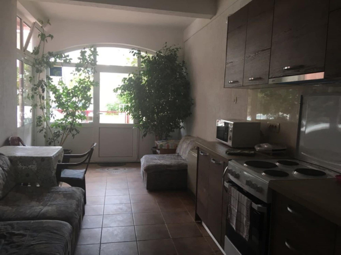 Others 4, Rooms Kuljic