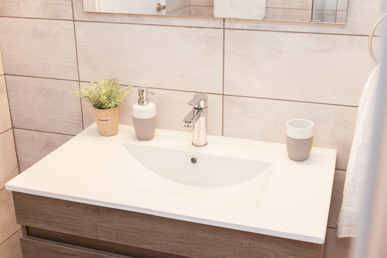 Bathroom 4, Cozy Penthouse - Stunning View Acropolis, Attica