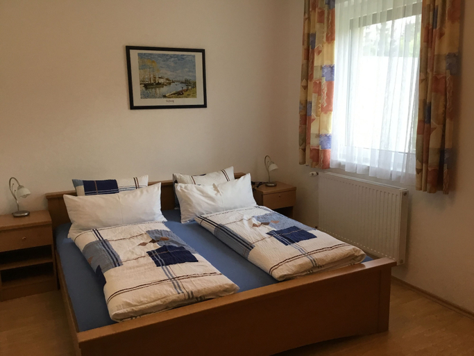 Bedroom 2, Haus am Wald, Villach Land