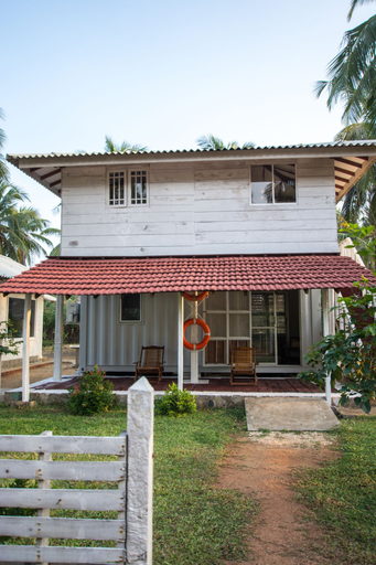 Exterior & Views 2, Rüstic Beach Villa, Mundalama