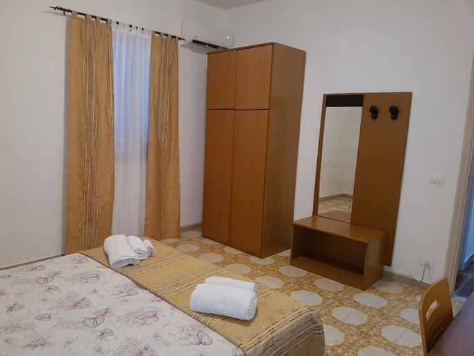 Bedroom 2, Villa Giada, Taranto