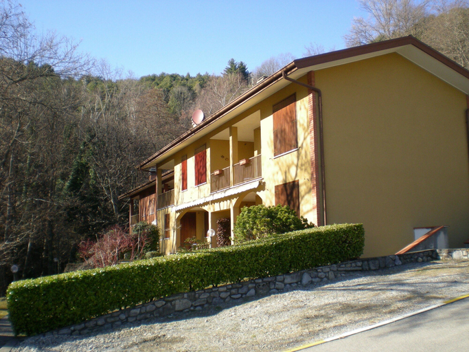 Exterior & Views, Residence Le Terrazze, Como