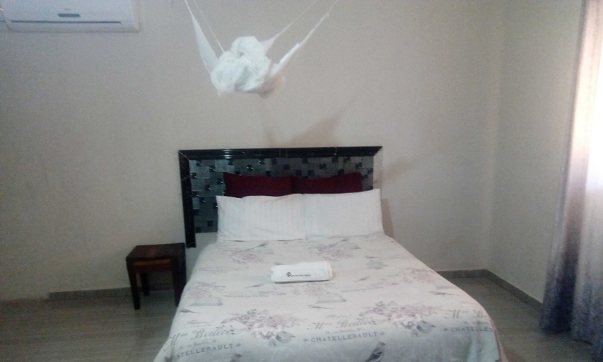 Bedroom 2, First City Lodge, Kalomo