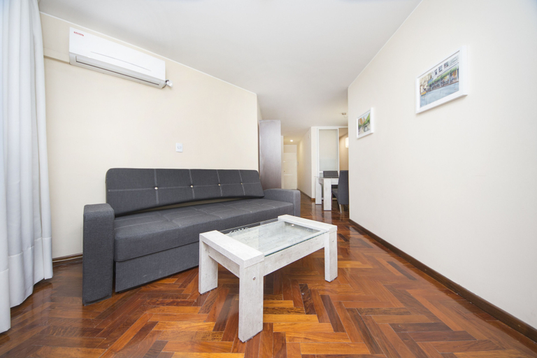 Others 5, Obispo Oro Flat ZX2, Capital