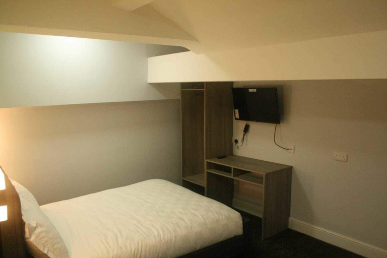 Bedroom 4, Spring Bank ApartHotel, Lancashire