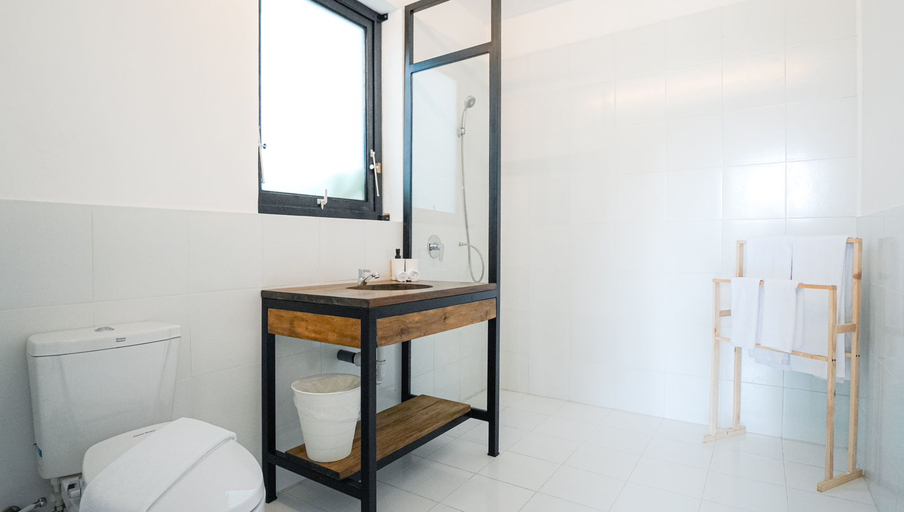 Bathroom 4, Palm Springs Bali, Karangasem