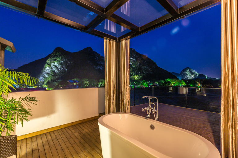 Bathroom 4, Moon Flower Hotel, Guilin