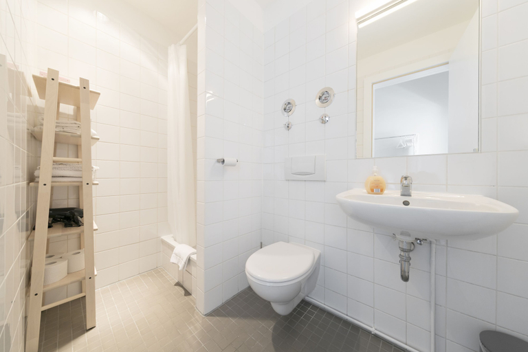 Bathroom, Primeflats - Apartment Weissensee, Berlin