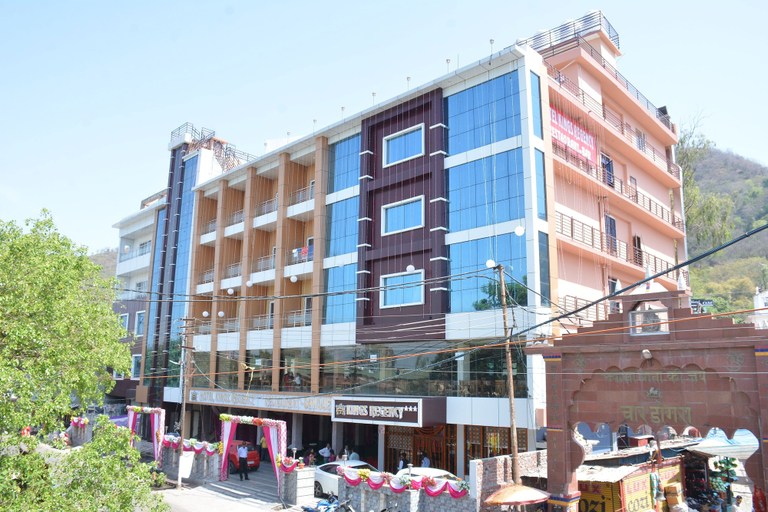 Exterior & Views 2, Hotel Kings Regency, Kangra