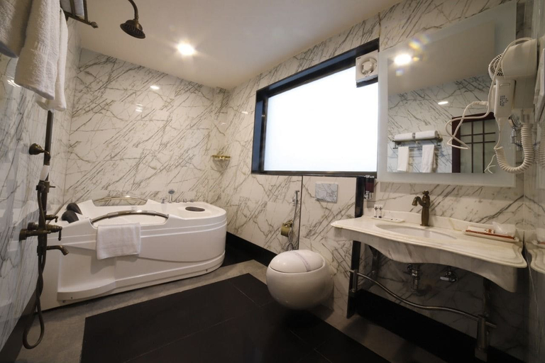Bathroom 3, Hotel  Options Lawns, Jabalpur