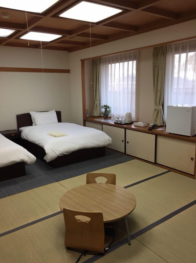 Bedroom 3, Shimabara Station Hotel, Shimabara