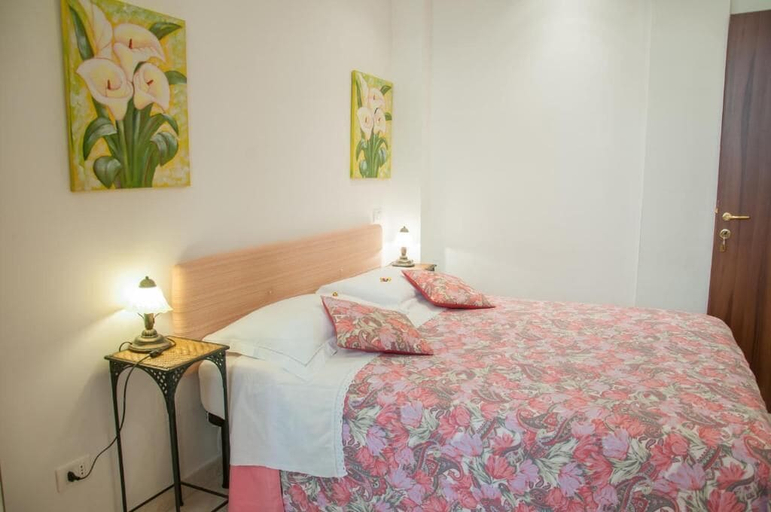 Bedroom 2, Bed and Breakfast Loggetta, Viterbo