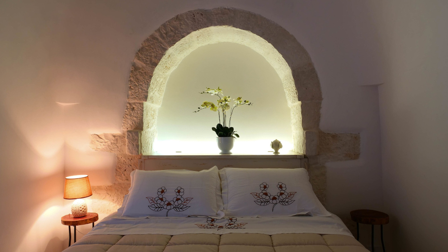 Bedroom 3, Trulli Barsento, Bari