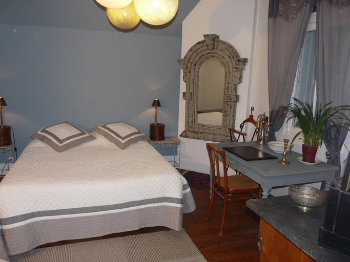Bedroom 3, Le Point d'Orgue, Gironde