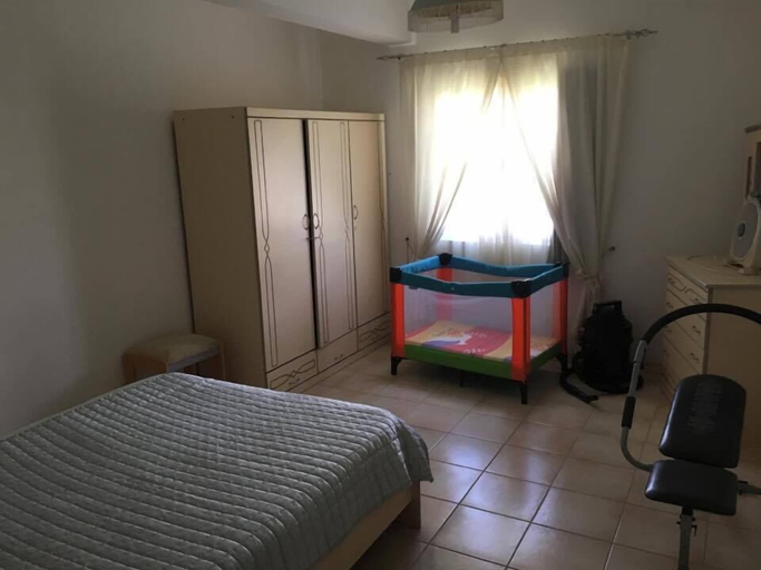 Bedroom 2, Faisan Dore, Black River