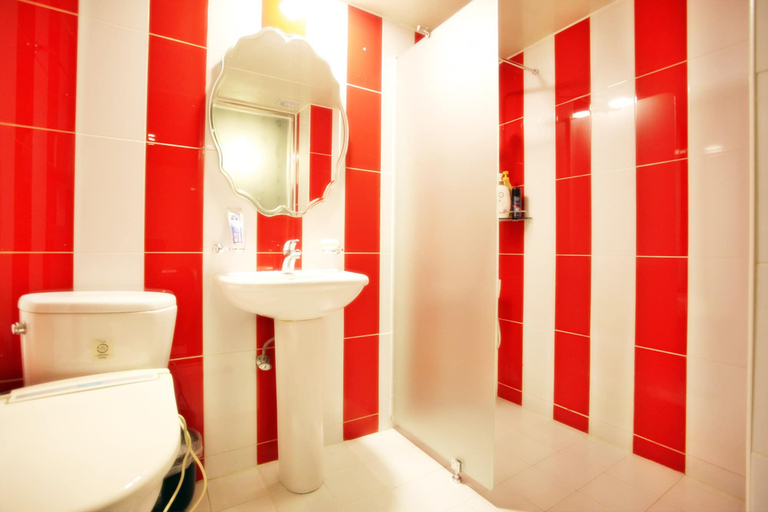 Bathroom 4, Noriter Hotel, Gyeyang