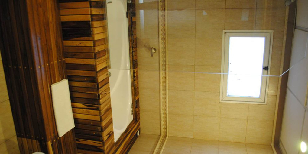 Bathroom, Hotel Malargüe Inn & Suites - Spa Casino, Malargüe