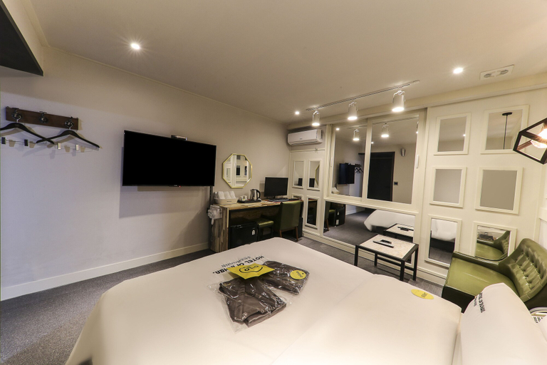 Bedroom 3, Hotel Yeogiuhtte Suncheon Jorye, Suncheon