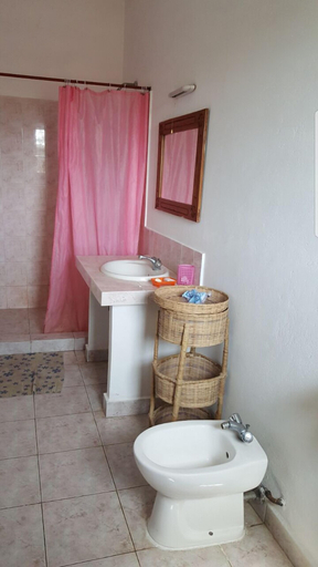 Bathroom, Blue Rooms, Kilifi North