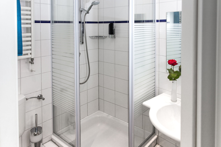 Bathroom 5, Hotel Condor, Hamburg
