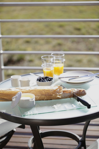 Food & Drinks 4, Eco-luxe at Mount Avoca, Pyrenees - North