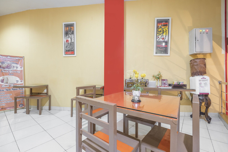 Food & Drinks 4, OYO 500 Nilam Guesthouse, Makassar