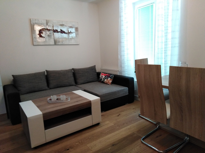 Others 3, Grand Apartment Vienna 12, Wien