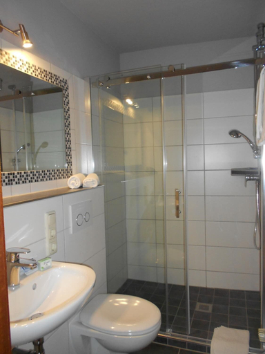 Bathroom 5, Gästehaus Moselkloster, Trier-Saarburg