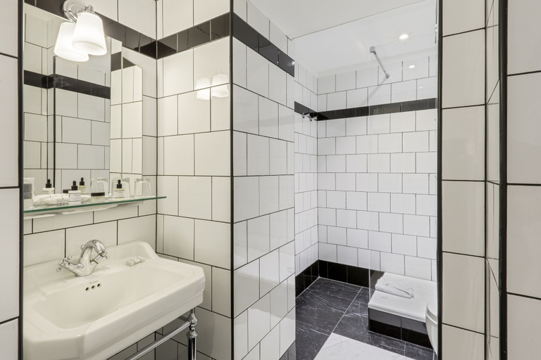 Bathroom 5, Best Western Premier Hotel Roosevelt, Alpes-Maritimes