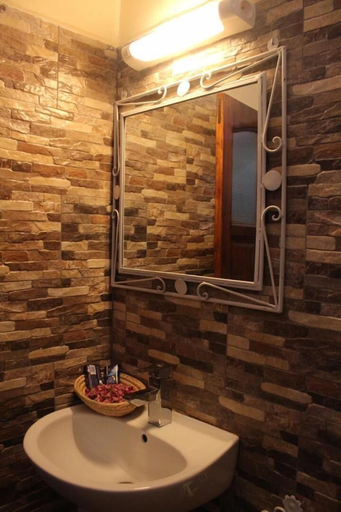 Bathroom 3, Riad Zagora Palms, Zagora