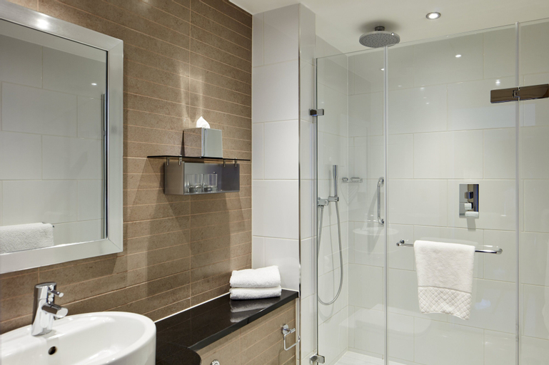 Bedroom 4, The Clermont London, Charing Cross, London