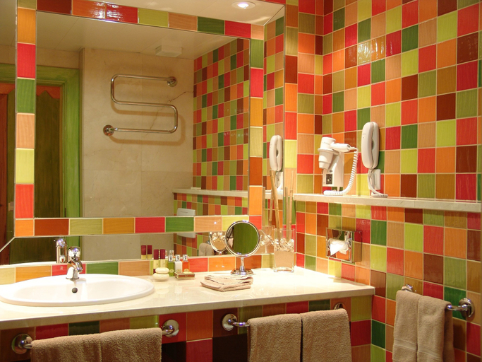 Bathroom 5, Grande Real Santa Eulalia Resort, Albufeira
