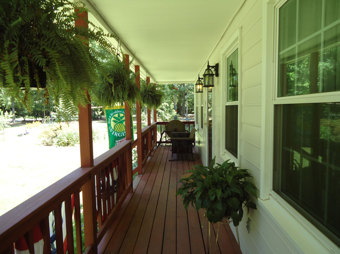Others 1, Shady Acres Bed and Breakfast, Caroline