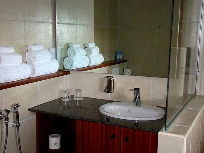 Bathroom 4, Hanneman Holiday Residence