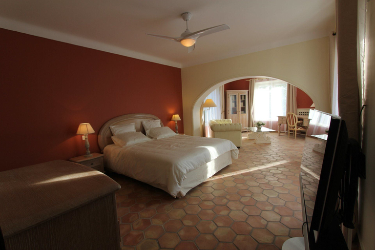 Bedroom 4, Aux charmes de grasse, Alpes-Maritimes