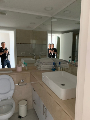 Bathroom, Dream Holiday