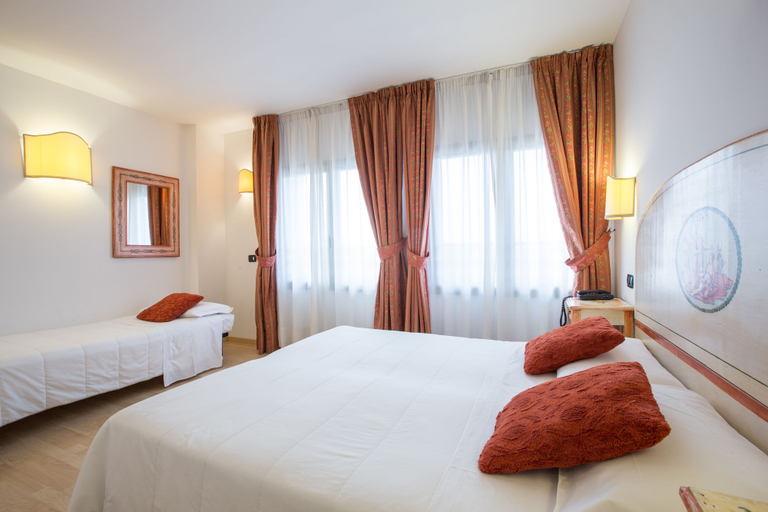 Bedroom 3, Hotel Ariston, Venezia