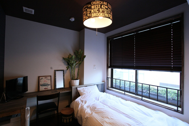 Bedroom 2, North Front Hostel, Fukuchiyama