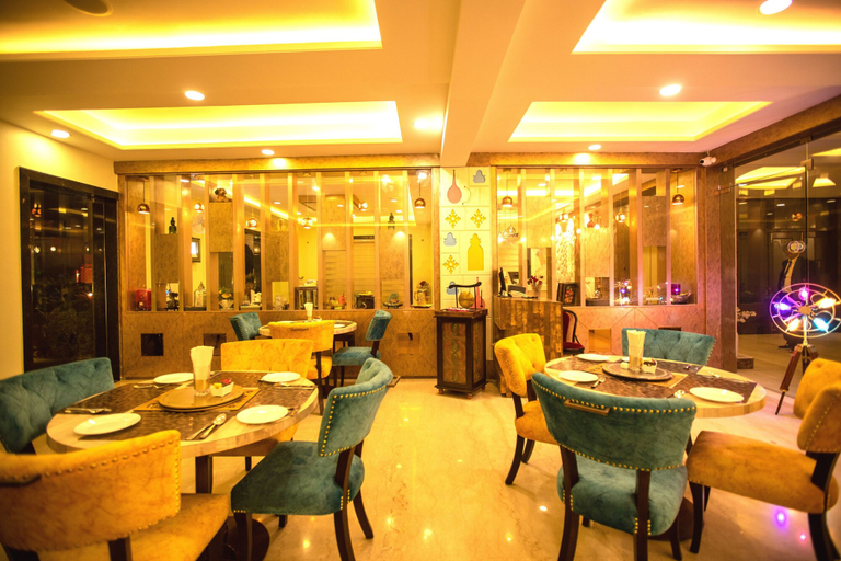 Food & Drinks 5, Milestone 251, Jaipur