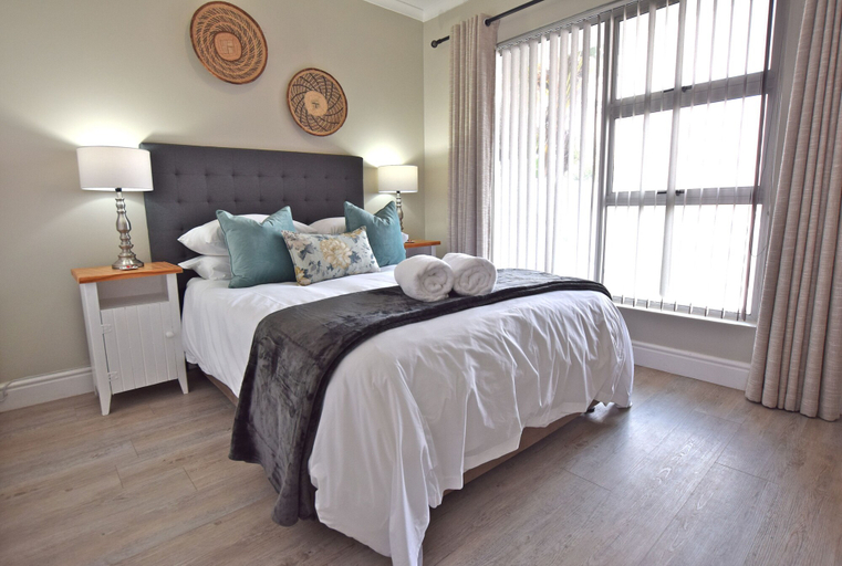 Bedroom 3, Dolphin House Apartments, Overberg