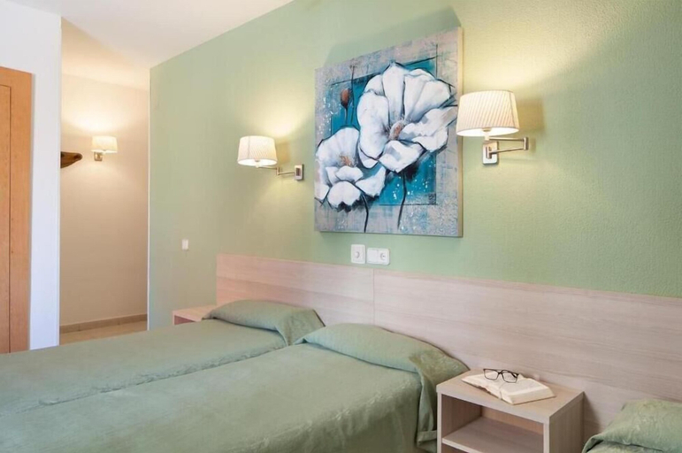 Bedroom 4, Hotel Ninays, Girona