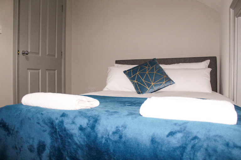 Bedroom 2, Modern Duplex Apartment Nr Liverpool ONE, Sefton