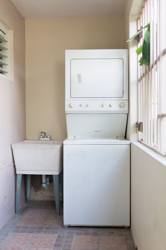 Bathroom 3, The Y Guest Apartment