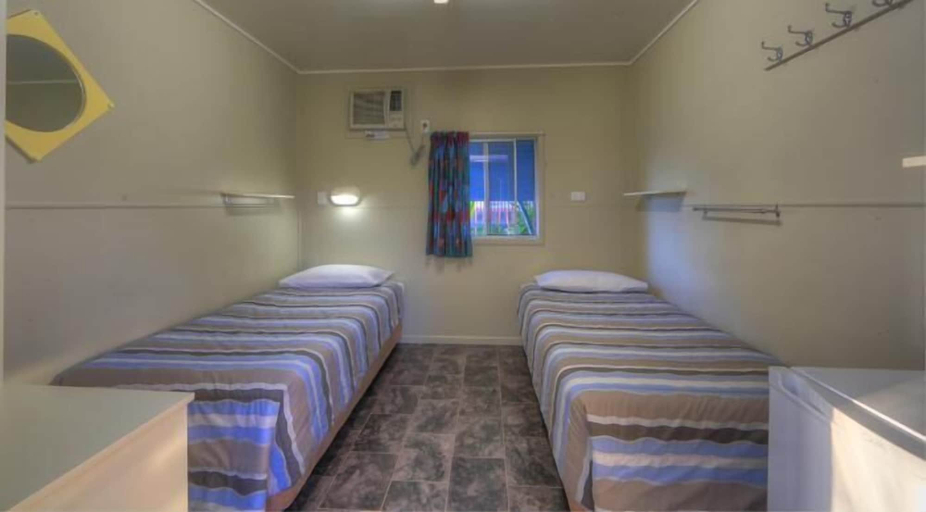 Bedroom 3, Kookaburra Holiday Park, Cardwell