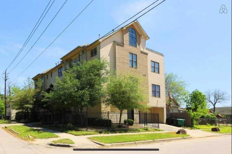 Exterior & Views 2, 4 Story Rooftop - Executive Corporate Housing, Houston