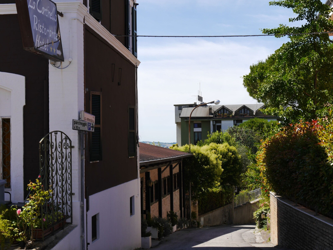 Exterior & Views 2, La Cantinella, Ancona