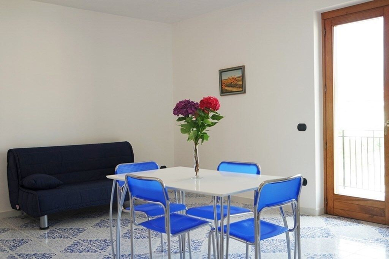 Others 5, Mare in Suite, Salerno