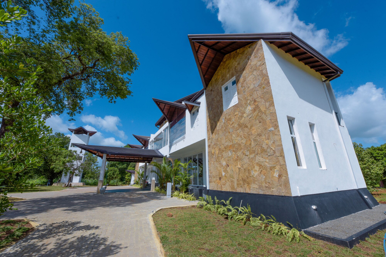 Exterior & Views 2, Subaseth Villa, N. Palatha Central