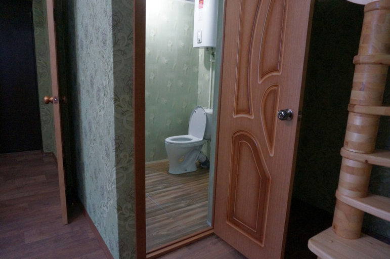 Bathroom, Turbaza Cherkasskiy Zaton, Gribanovskiy rayon
